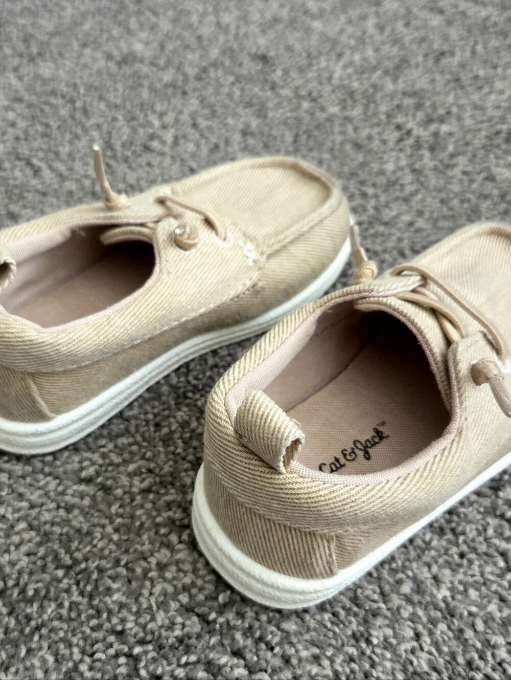 CAT & JACK Tan Toddler Pull-on Boat Sneaker Size 8